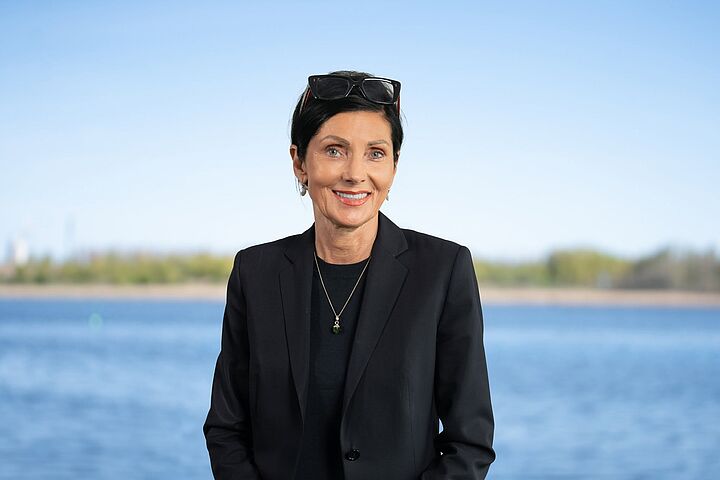 A-ROSA Reederei beruft Renata Hug-Suter zur neuen Geschäftsführerin A-ROSA Reederei beruft Renata Hug-Suter zur neuen Geschäftsführerin