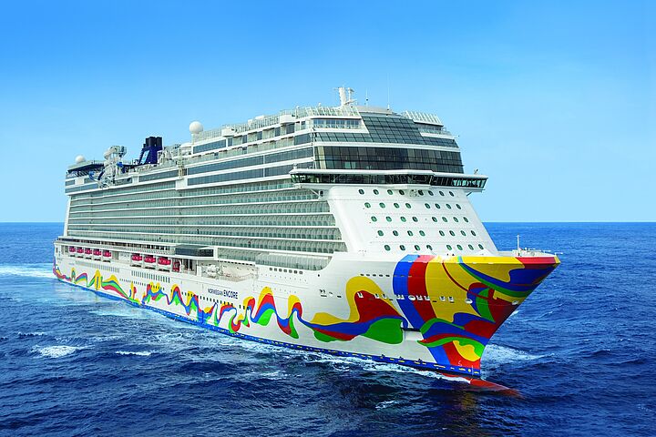 Norwegian Encore kehrt aus Trockendock zurück!