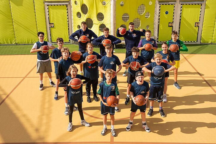 AIDA und Rostock Seawolves mit Basketballcamps auf hoher See