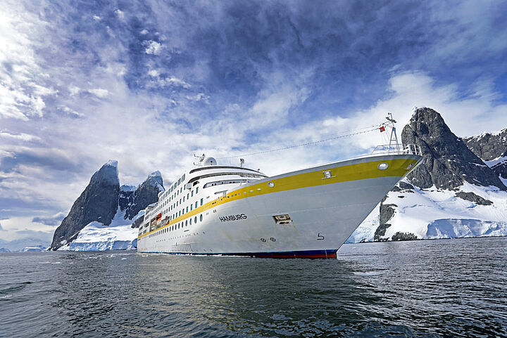 MS Hamburg nimmt Kurs auf die Antarktis