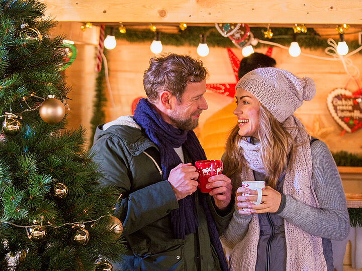 Zehn gute Gründe für Feiertage an Bord von AIDA – von Adventssingen bis Zimtaufguss