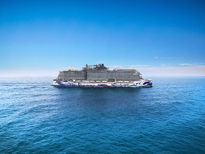 Norwegian Cruise Line nimmt Norwegian Viva in Empfang