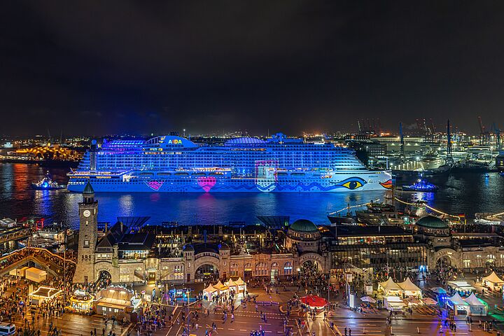 835. HAFENGEBURTSTAG HAMBURG: AIDA Cruises verwandelt die Elbe in eine Festivalbühne