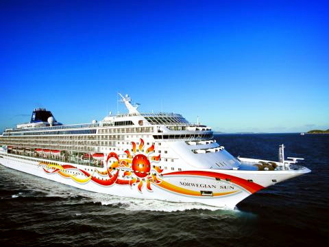 Norwegian Sun ©Norwegian Cruise Line 